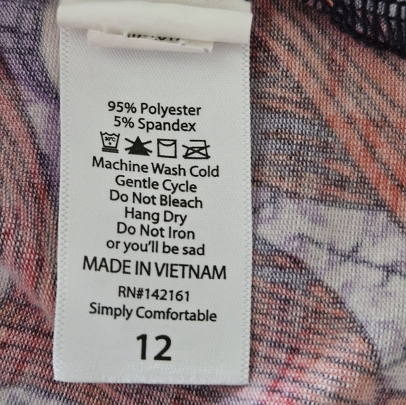 LuLaRoe Sally Tee - Picture 5 of 6